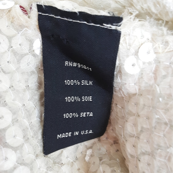 Exquisite Rozae Nichols Silver Sequin Silk Top - Picture 7 of 7